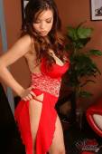 Yurizan-Beltran-Red-dress-SweetYurizan-672ht30og5.jpg