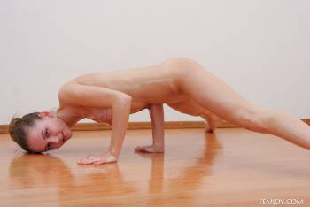 Ladislava - Naked Ballet (4000px) x 68-h72ncr426j.jpg
