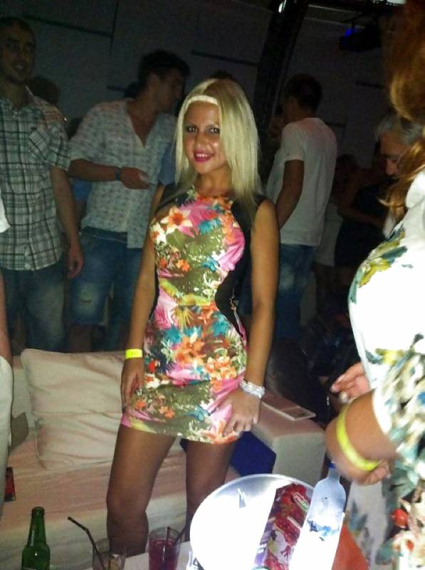 Romanian Blonde-i72qpjslrf.jpg