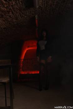 Valentina Ricci - Steaming Sex (3000px) x 375-w730trmjkb.jpg