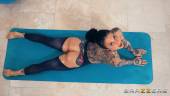 Joanna Angel - Joannas Oily Workout -m76bf5l7gb.jpg
