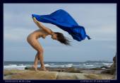 Nude-Muse Melissa Mendini - Public Artw74g50n2tj.jpg