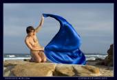Nude-Muse Melissa Mendini - Public Art-h74g52t244.jpg