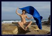 Nude-Muse-Melissa-Mendini-Public-Art-c74g52i1xn.jpg