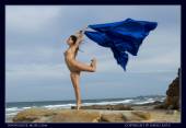 Nude-Muse Melissa Mendini - Public Artc74g50iqkh.jpg