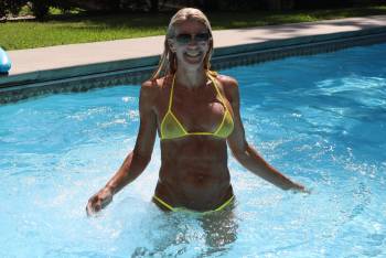 SarahlovesWW - Pool n Summer Heat Mesh (3000px) x 34-o764tkiyv1.jpg