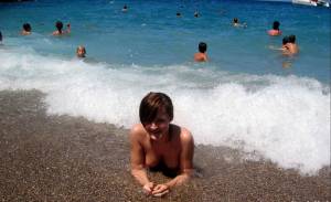 Polish-chick-topless-on-the-beach-during-vacation-%5Bx25%5D-r77tf08ceh.jpg