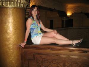 Hot Teen Amateur at Home and on Vacation [x103]-t77wfrc0sc.jpg
