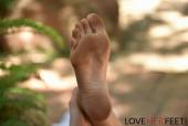 Liv-Wild-Heavenly-Foot-Massage--67j8uxv6jz.jpg