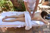 Liv Wild - Heavenly Foot Massage -i7j8vahli0.jpg